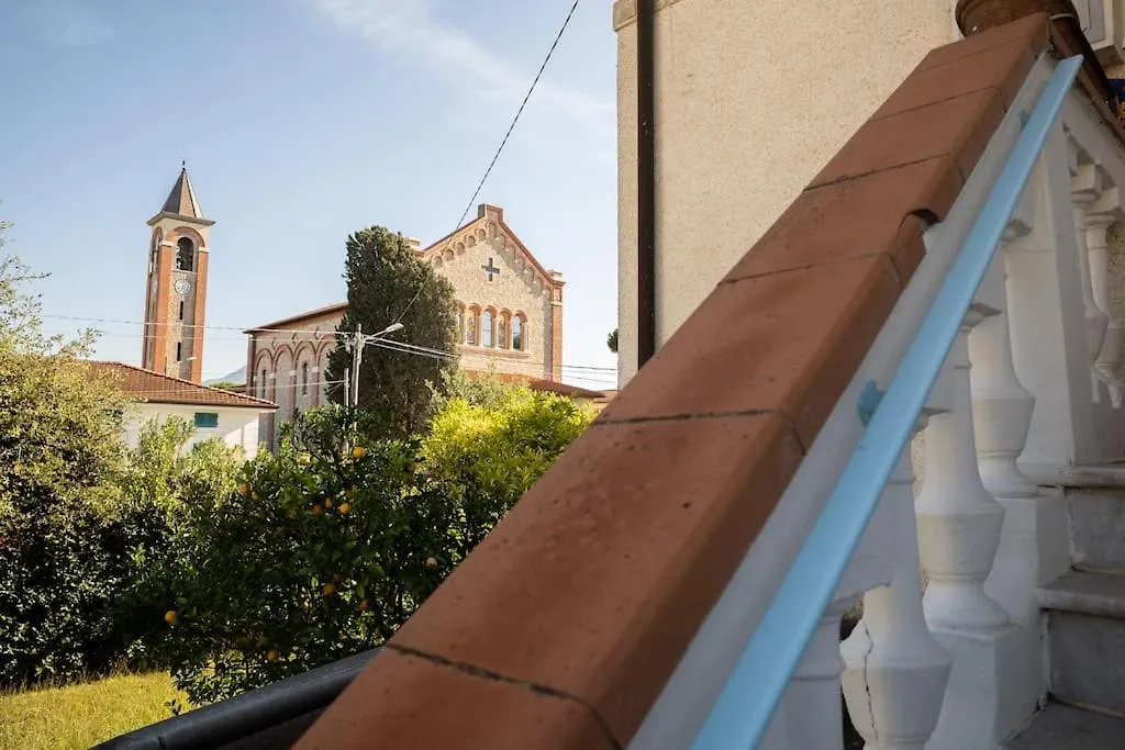 Appartamento Art Of Living 100 Meters From The Sea. Marina di Pietrasanta