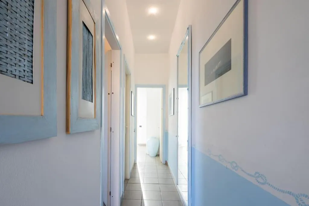 Appartamento Art Of Living 100 Meters From The Sea. Marina di Pietrasanta Italia
