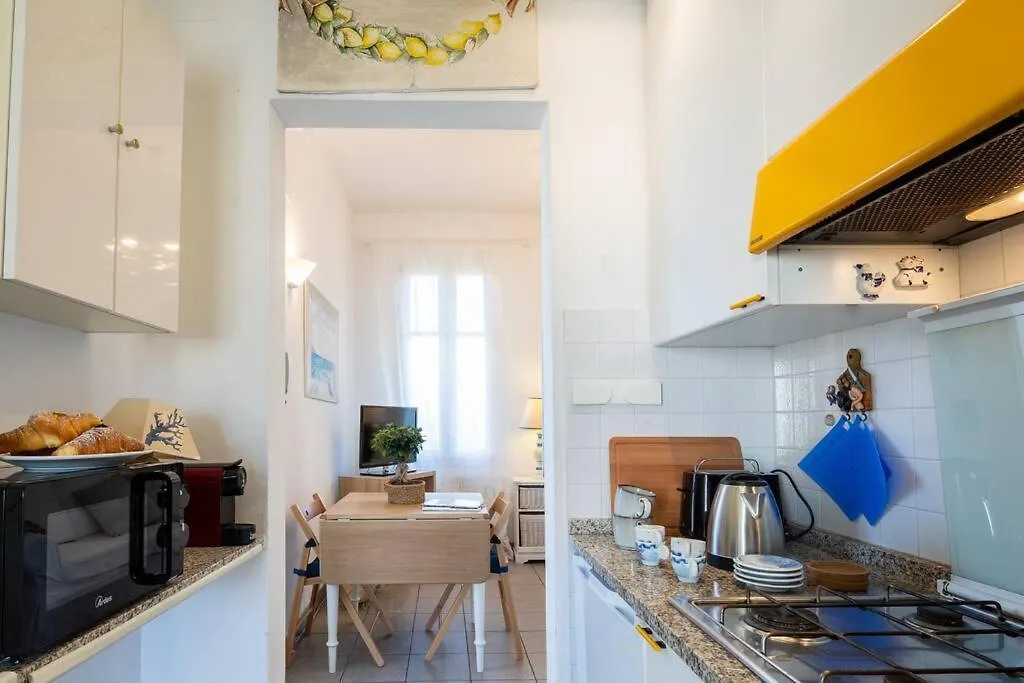 Art Of Living 100 Meters From The Sea. Apartment Marina di Pietrasanta